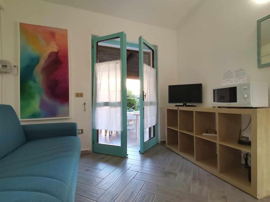Casa Di Lu' - Bilocale Con Giardino - Porto Pollo Apartment Luaran gambar